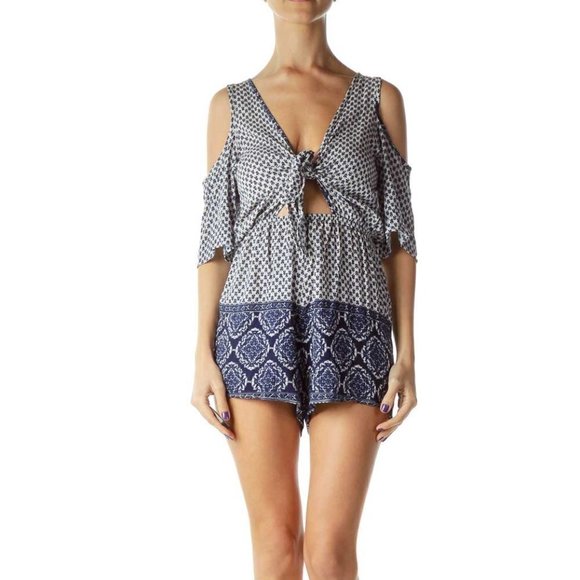 Kendall & Kylie Pants - Kendall + Kylie Blue White Off-Shoulder Print Romper